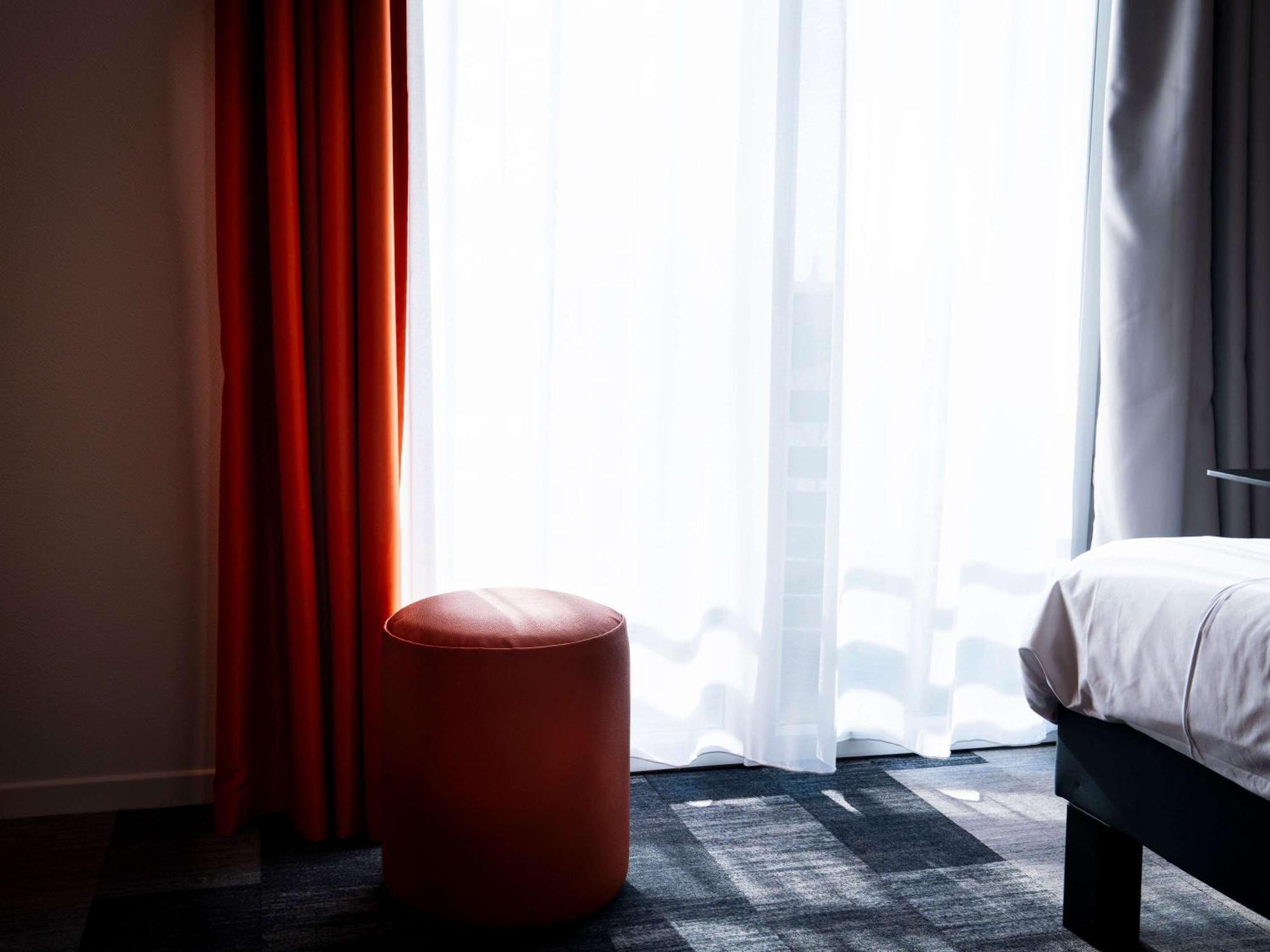 Отель Ibis Styles Bourbon Lancy Экстерьер фото